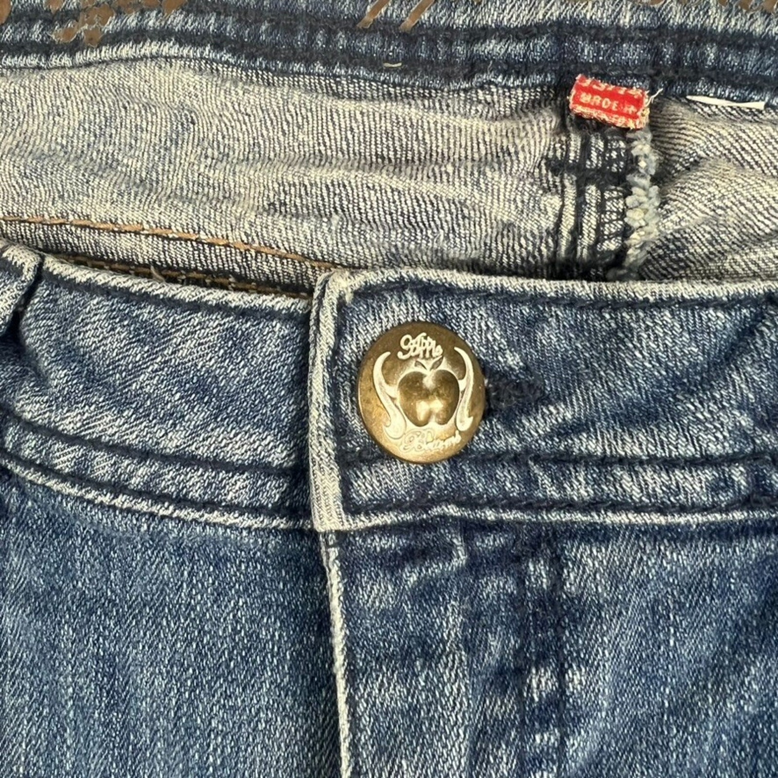 Apple Bottom Jeans Women’s Size 13/14 Distressed Blue Denim Embellished Pocket