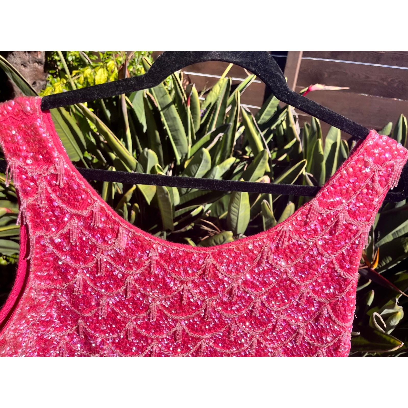 Sequin Tassel Zephyr Wool Vintage Med Hot Pink Mermaid Scale Beaded Tank Top