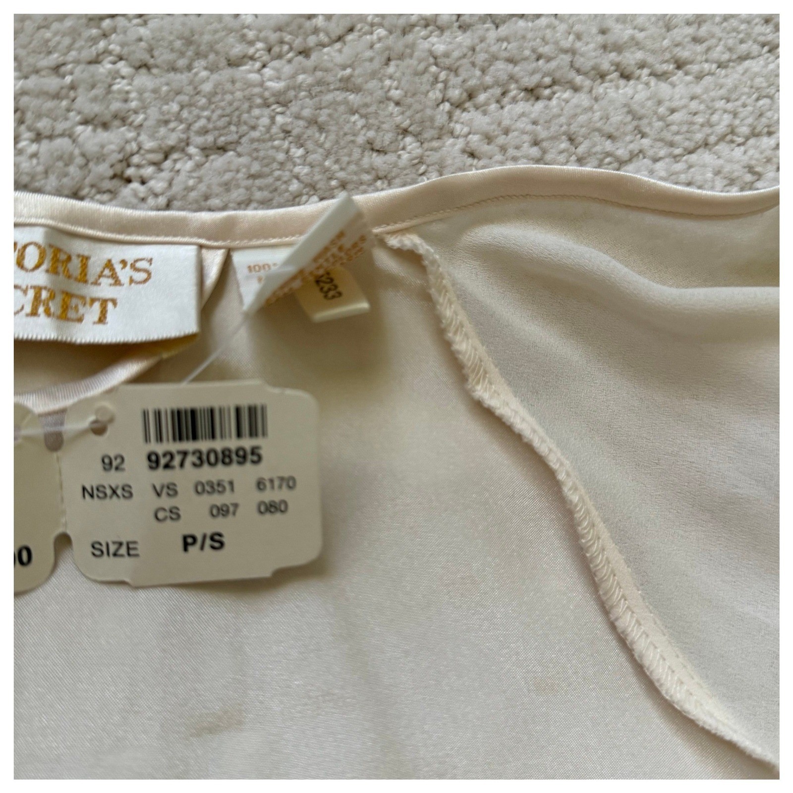 Vintage Victorias Secret NWT Gold Label Satin Robe Champagne Bow Cuff S Glamour