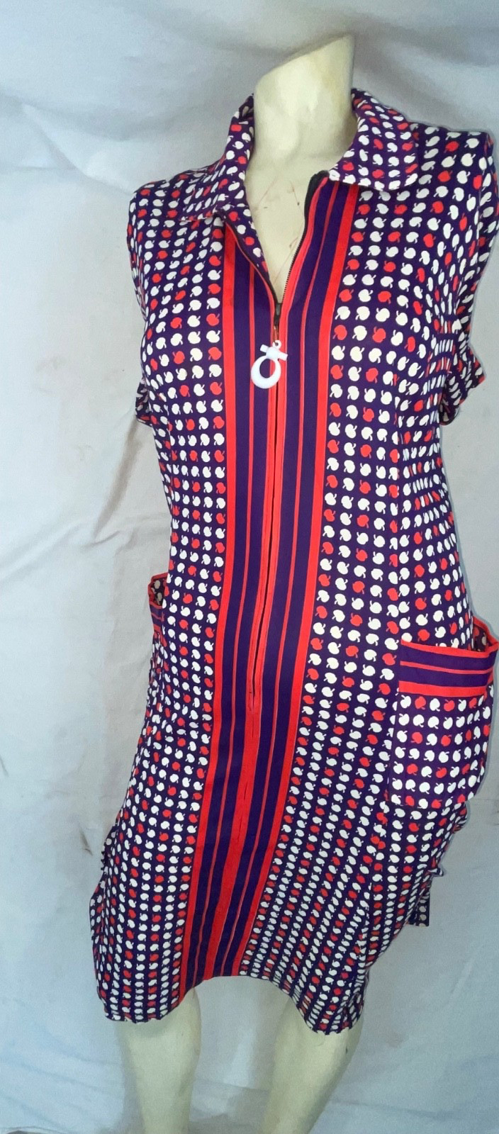 VTG 60S WOMEN GEOMETRIC APPLE PRINT RETRO DISCO MOD FRONT ZIP GOGO SCOOTER DRESS