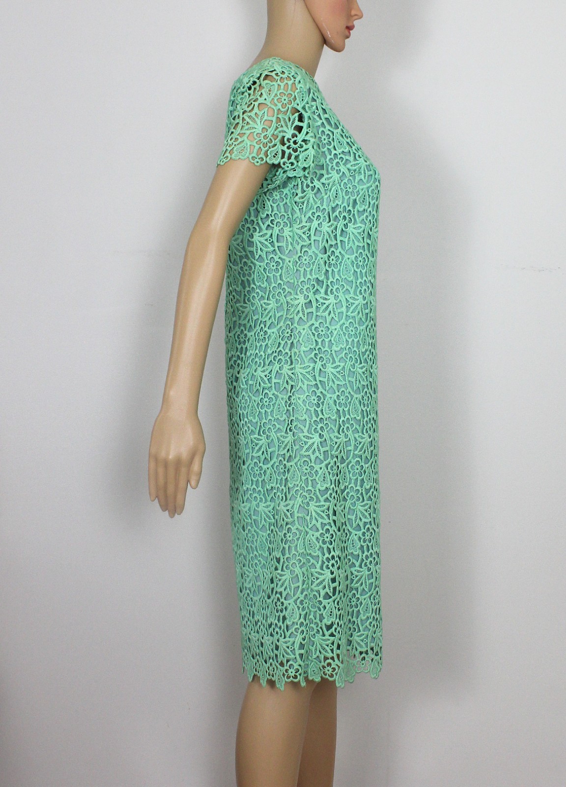 Vintage 1960s/70s Sea Foam Green Daisy/Floral Lace Shift Dress 1970s/60s