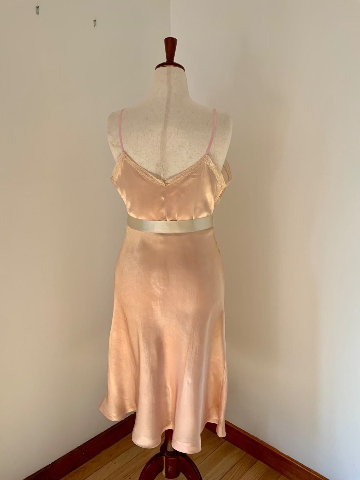 1940sVintage Hand-Dyed Satin Lace Slip Dress – Blush Peach with Satin Ribbon