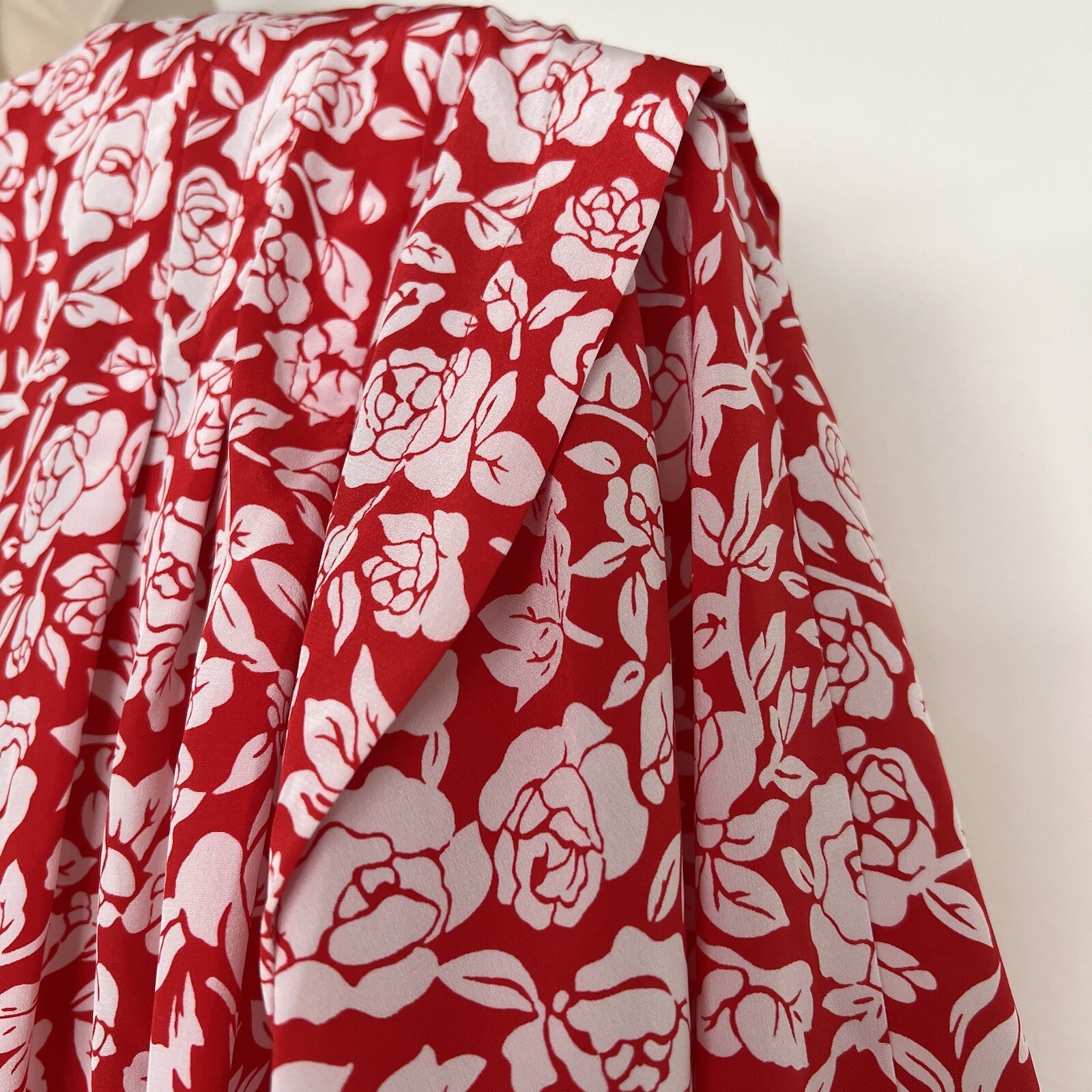 Vintage 80s Dress Sz 8 by Hana Sung Floral Red Color Padded Shoulders Classy
