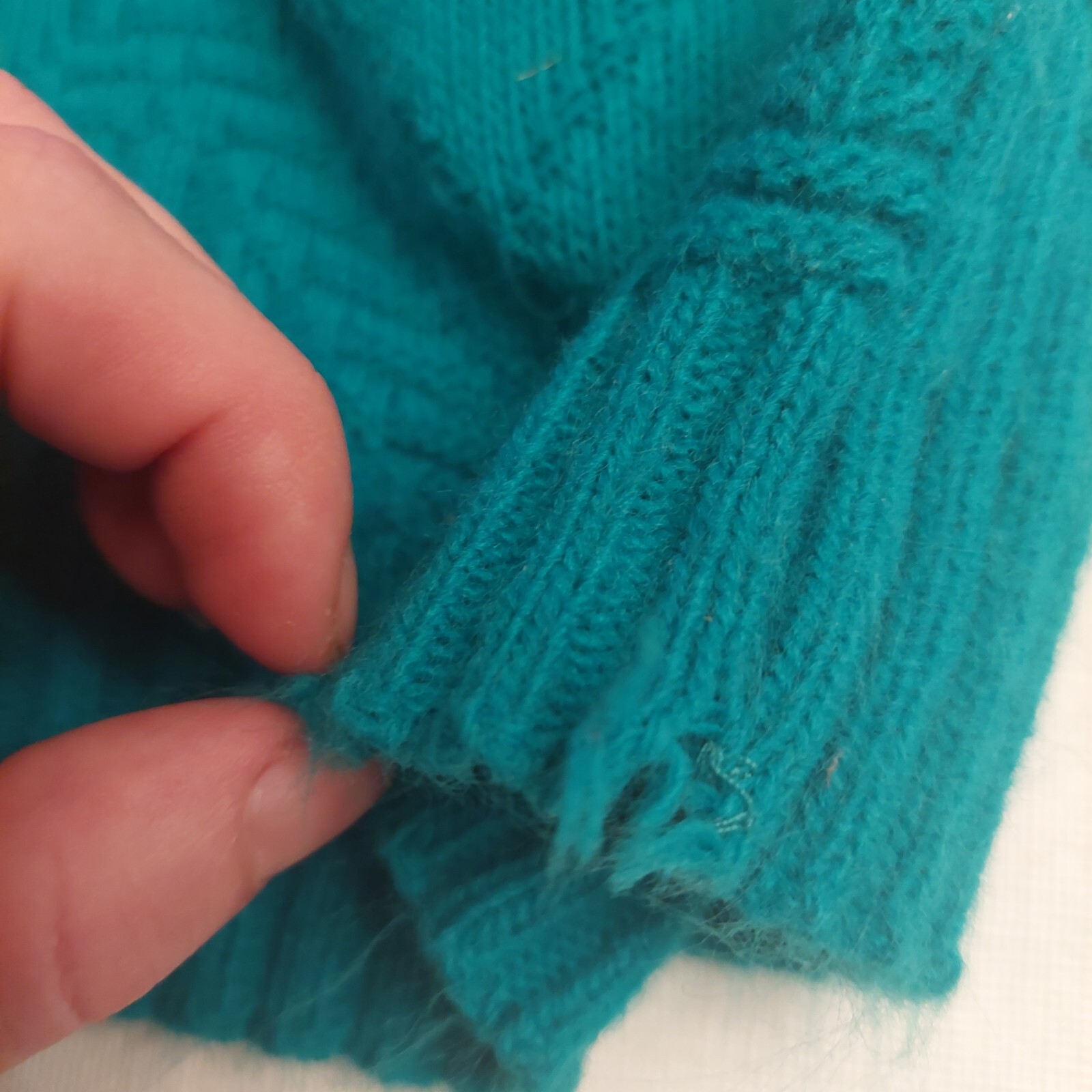 Adele Knitwear Vintage 80’s Teal Diamond Textured Knit Crewneck Sweater Size L
