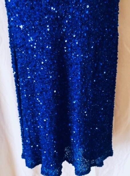 Vintage Sherri Hill Sequined Royal Blue Dress size 8P 100% silk / Match Clutch
