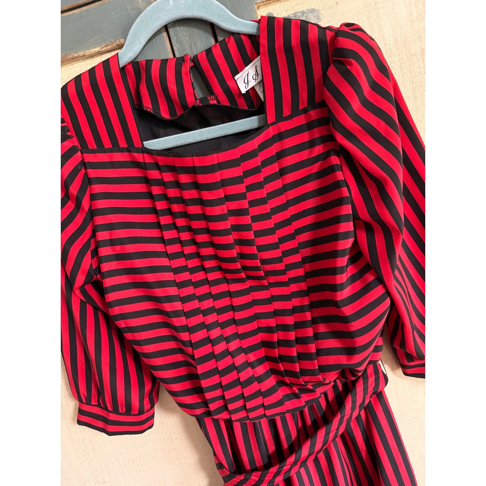 JSJ Vintage 80s Red Black Striped Pleated Midi Dress Puff Sleeve Rockabilly