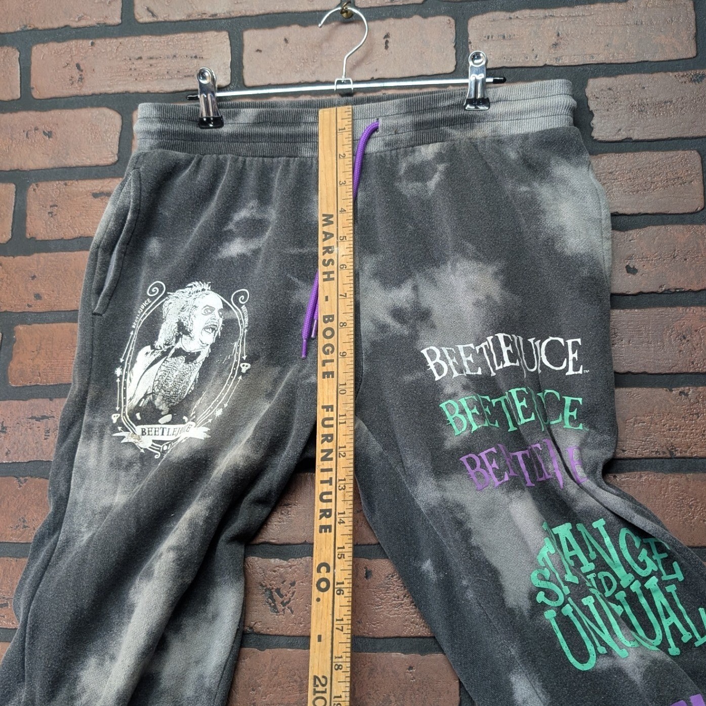 Beetlejuice Graphic Acid Wash Grey Sweatpants Joggers Strange & Unusual Size M