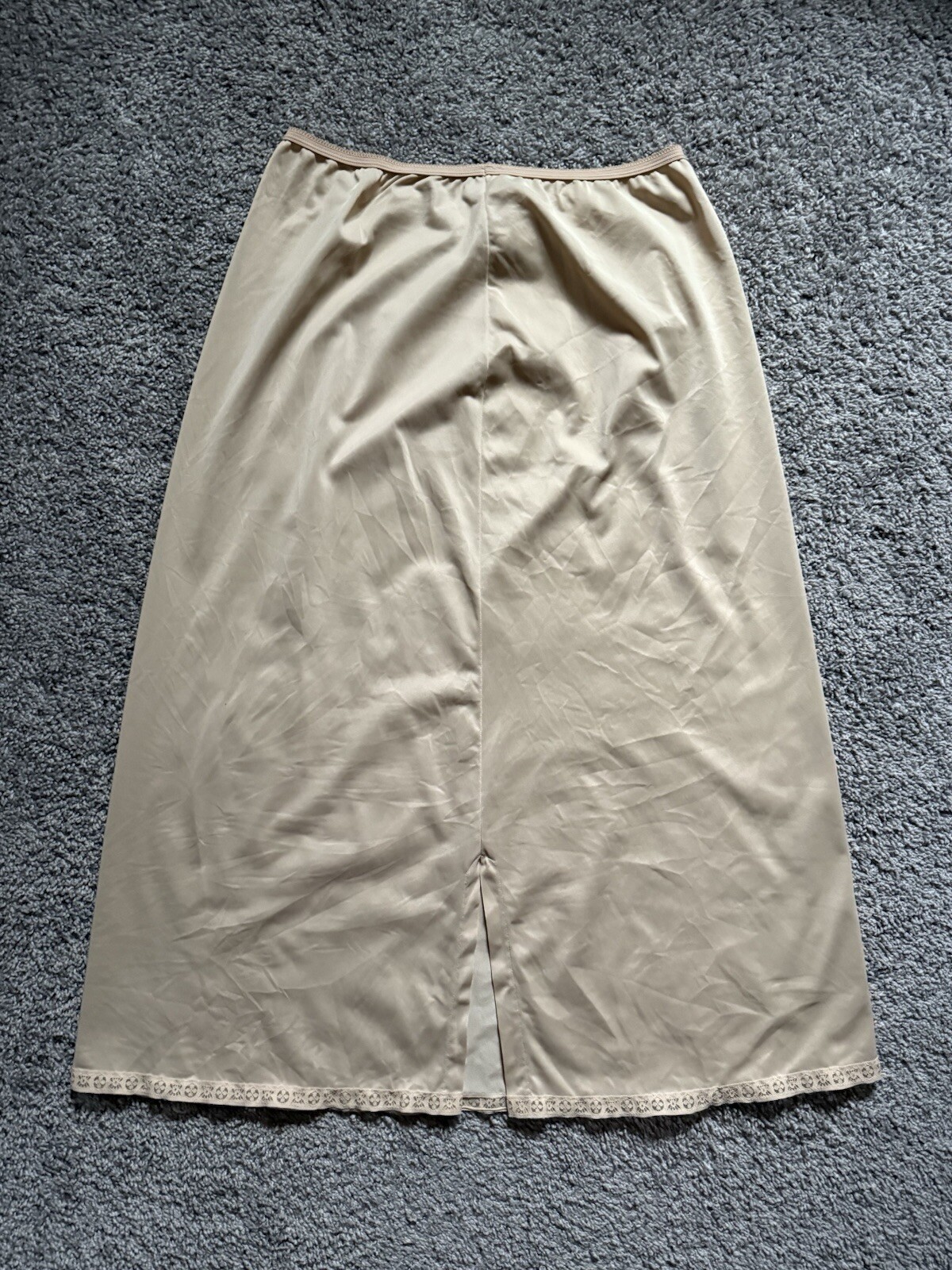 Vintage Gossard Artemis Skirt Slip Size Large Beige Made In USA Lingerie
