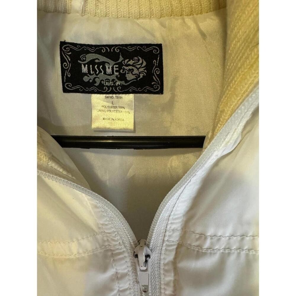 Vintage Miss Me Lightweight White Windbreaker Jacket – Perfect for Spring & Fall