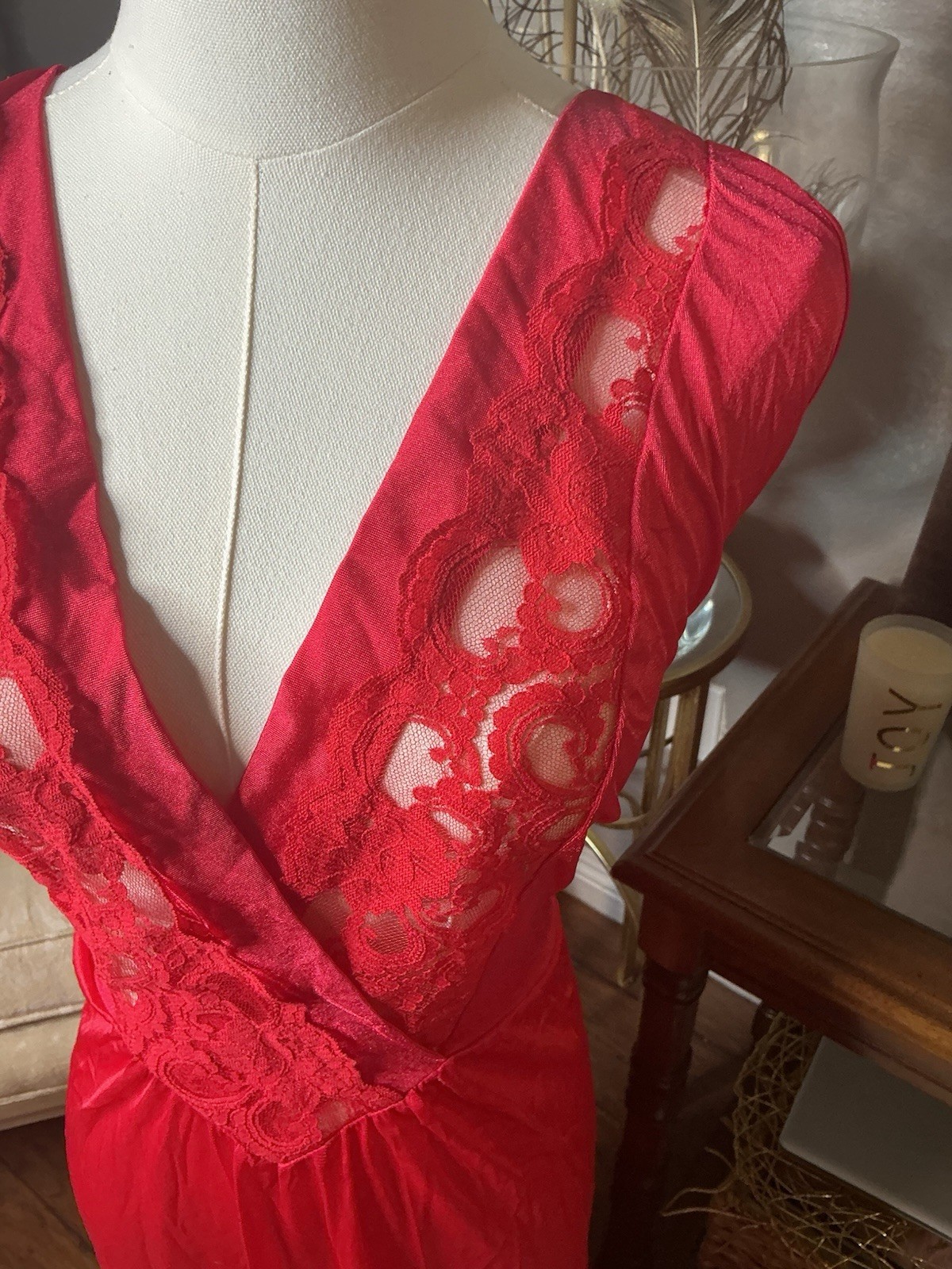 VTG Ventura Red Lace Plunge Maxi Nightgown USA 1X Plus Coquette Goth Romantic