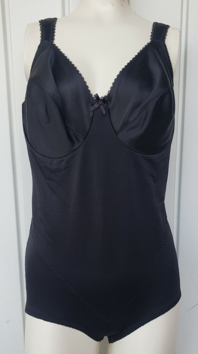 Vintage Cabernet Full Body Shapewear Girdle Bodysuit Size 40C Underwired Black