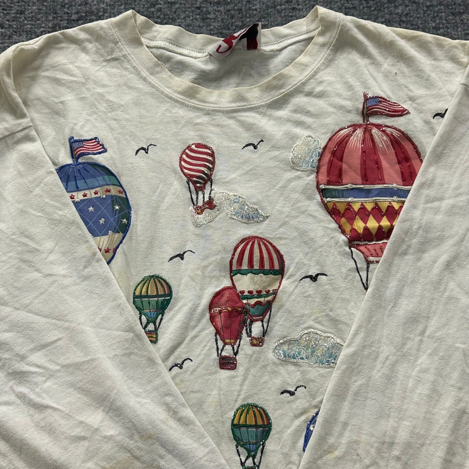 JCSloam T-Shirt Womens Size XL White Hot Air Balloon Vintage Long Sleeve USA
