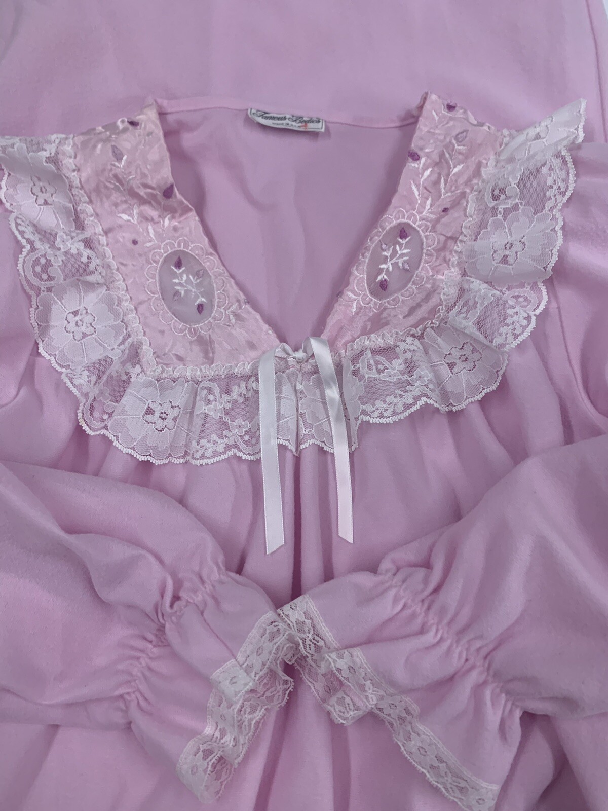 Vintage Sears Famous Bodies Nightgown Women’s Size Small Nylon Blend Made in USA