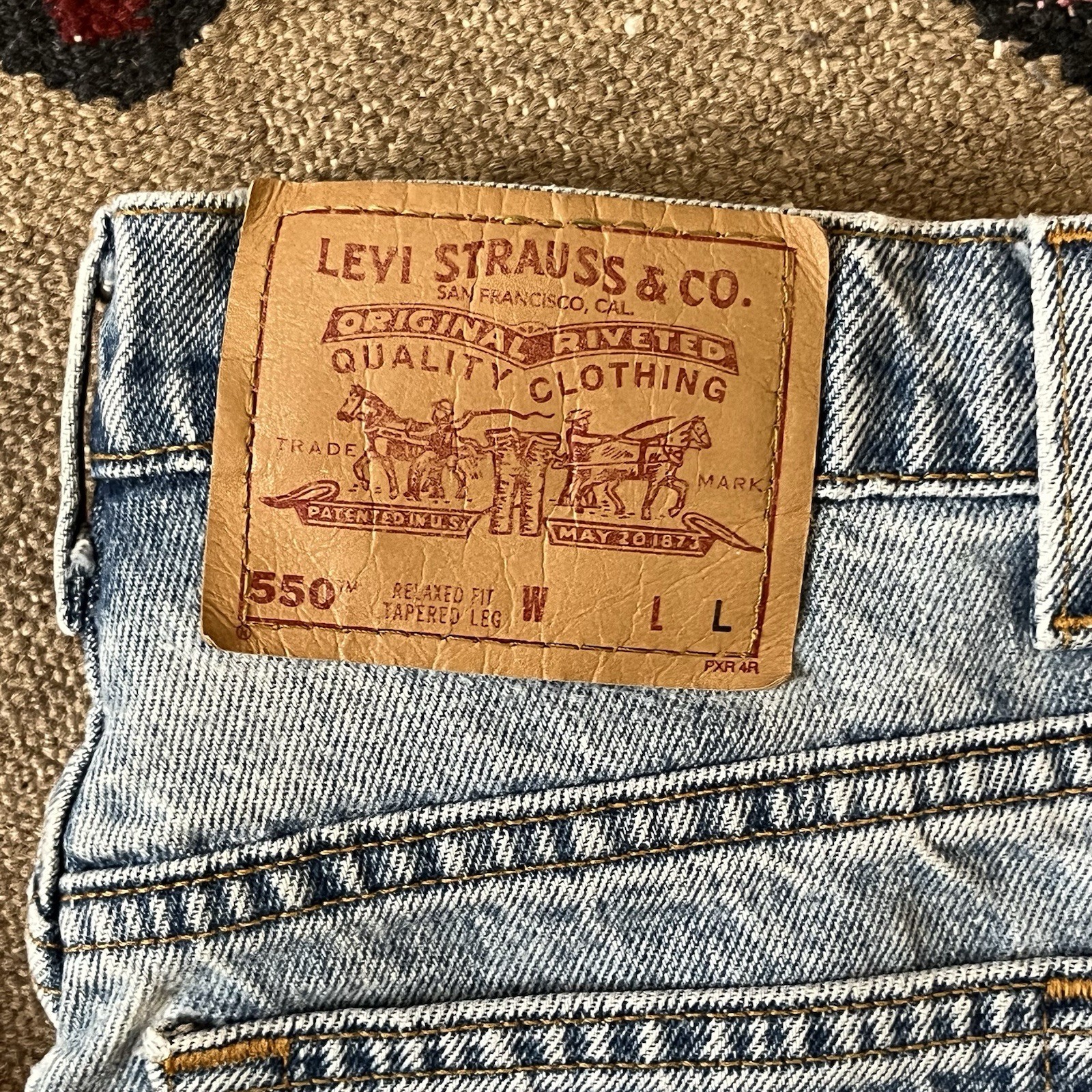 Vintage 90s Levi’s 550 Jeans Women’s 27×32 USA Made Relaxed Tapered Leg