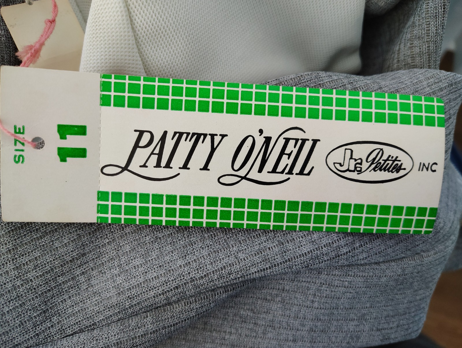 Vintage 70’s Chevron Mini Dress Gray Peter Pan Collar Patty O’Neil NWT size: 11