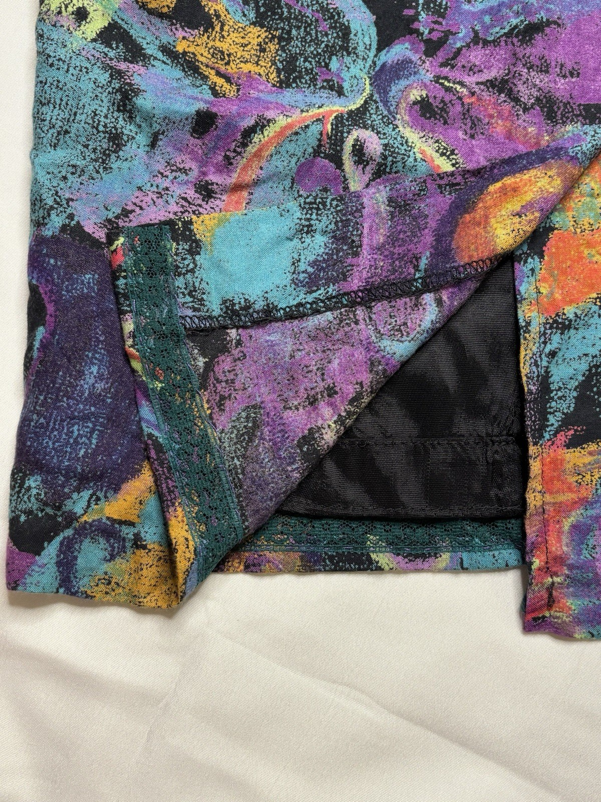 Vintage 90s City Girl California Abstract Paisley Midi Skirt Made in USA Size 8