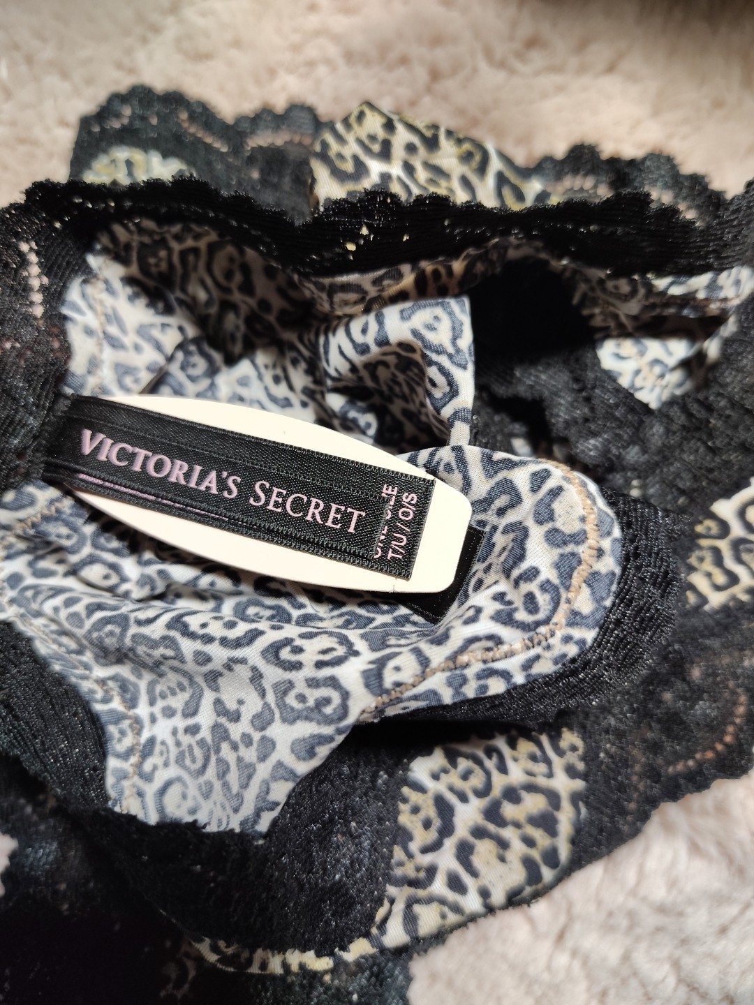 Vintage Victorias Secret Rushed Back Leopard Cheekini OS, Year 2013