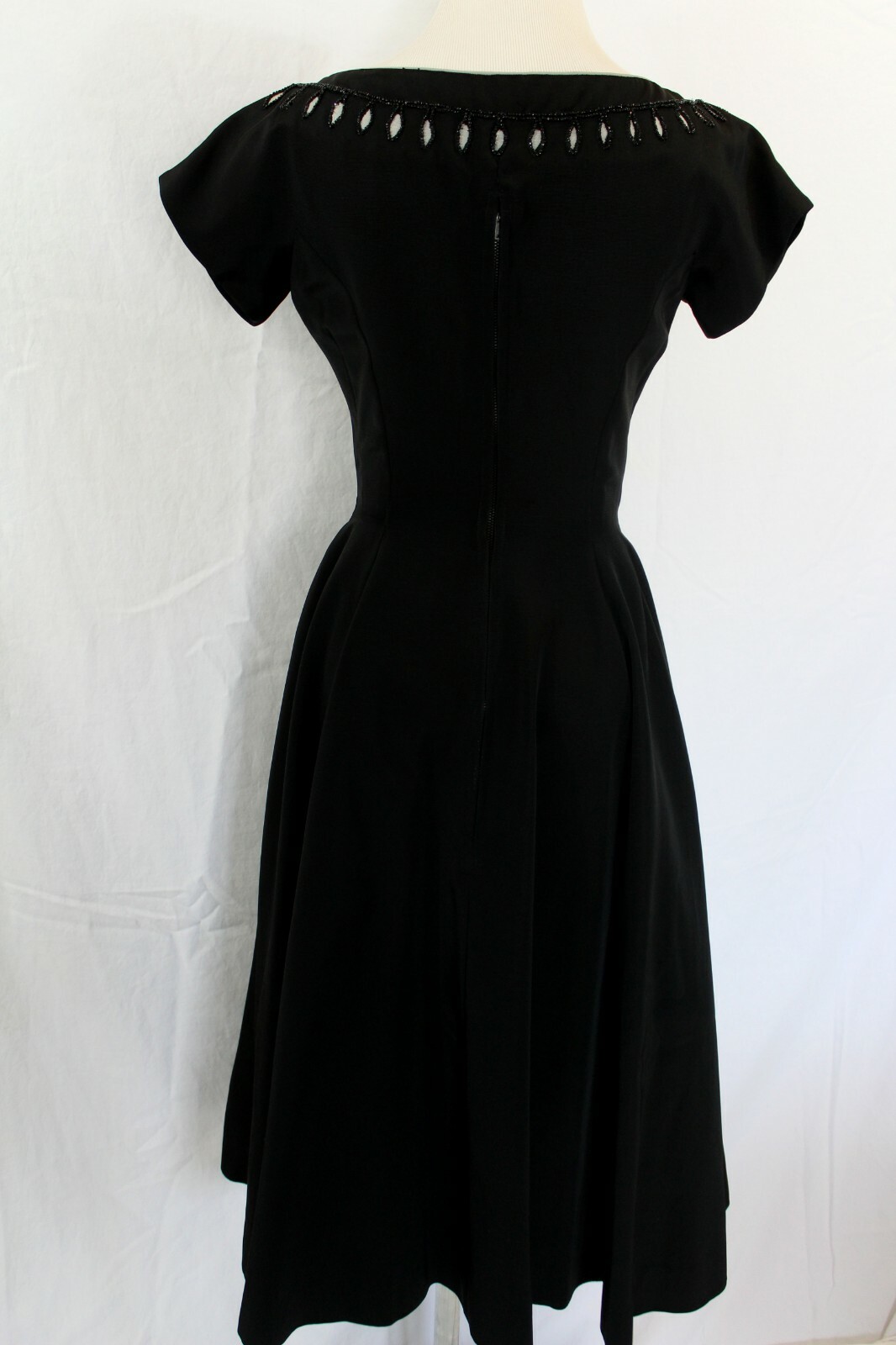 Vintage 1950 Carlye Woman’s Black Fitted Full Circle Dress Embellished Bodice Sm