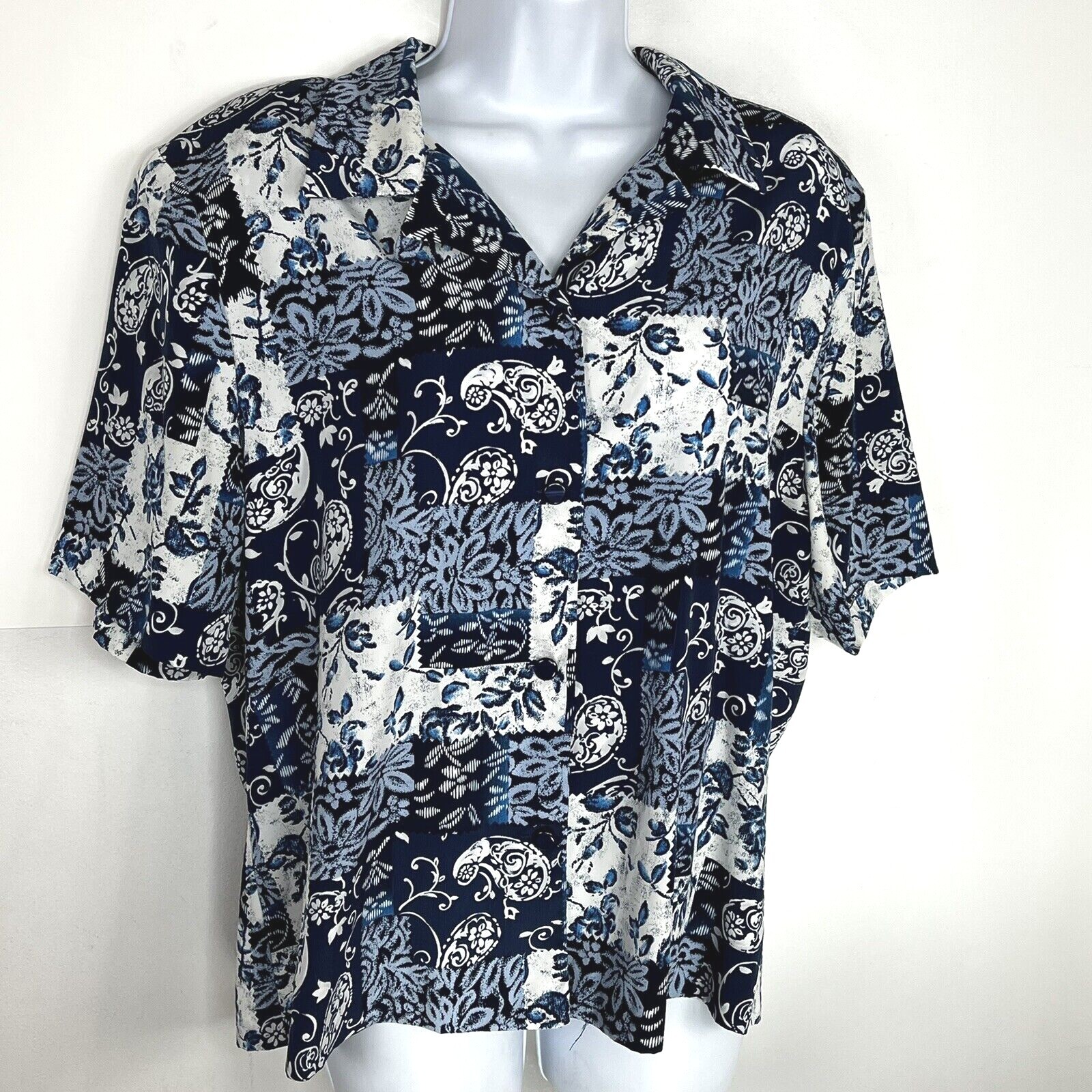VINTAGE Graver Studio Womens Top Sz L Blue Floral Paisley Grandma Core