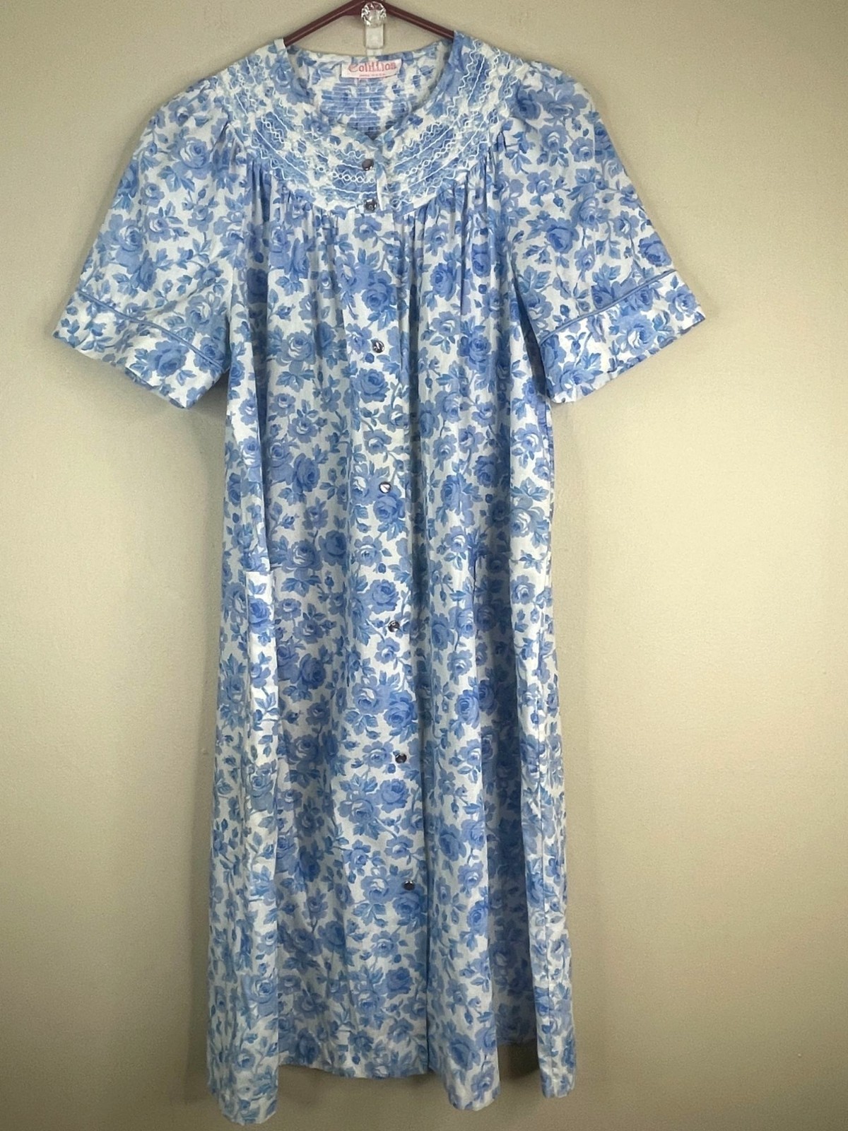 Vintage 1970s House Lounge Dress Large Smocked Grannycore Snap Floral Caftan