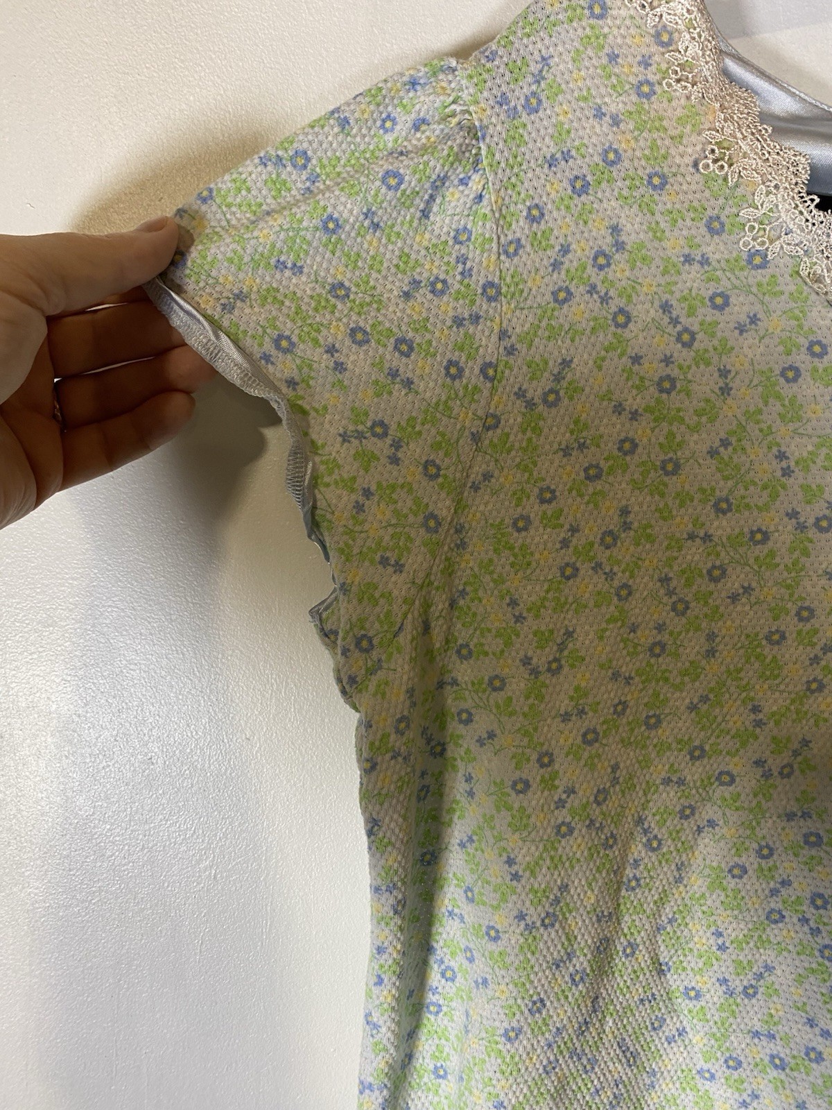 Vintage Floral Nightgown Cottagecore Grandmacore Lace Trim Blue Green Sleepwear