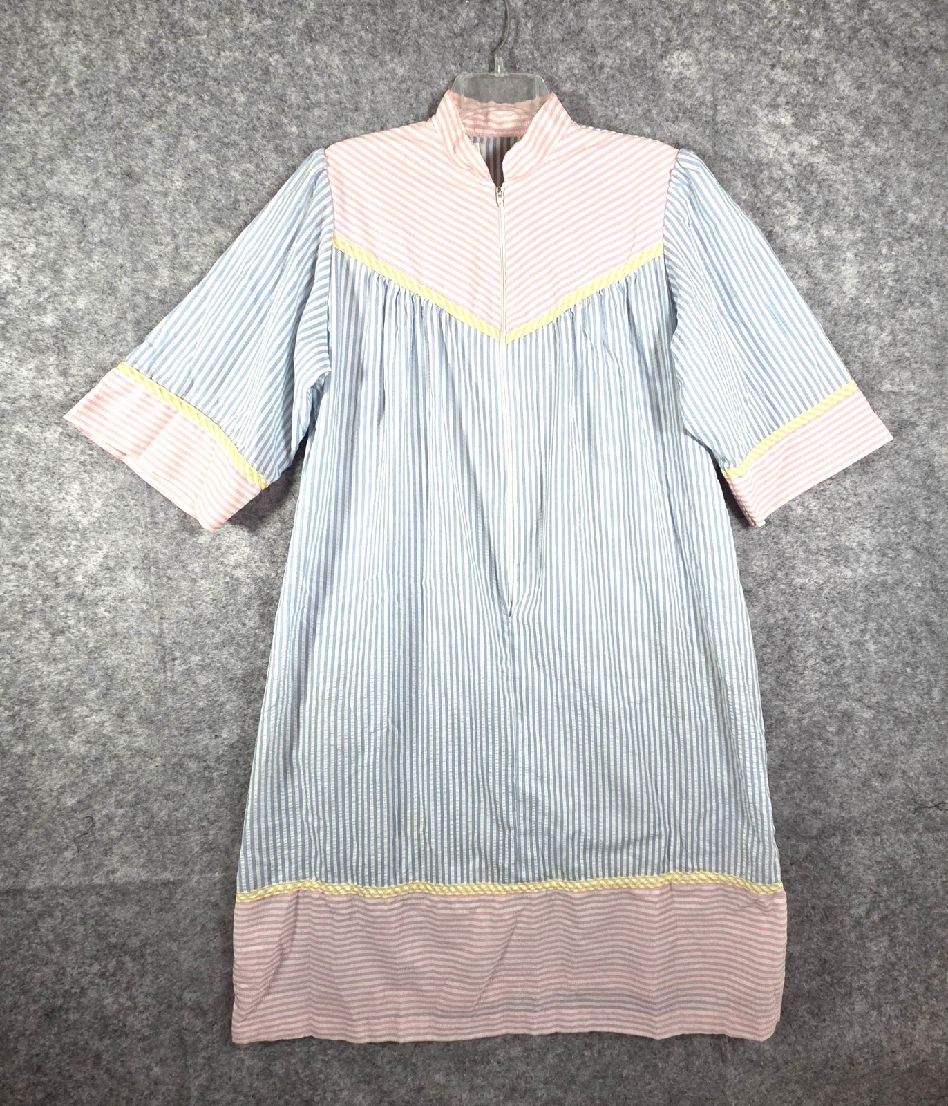 VTG Saybury Nightgown Robe Housecoat Dress XL Seersucker Blue Embroidered