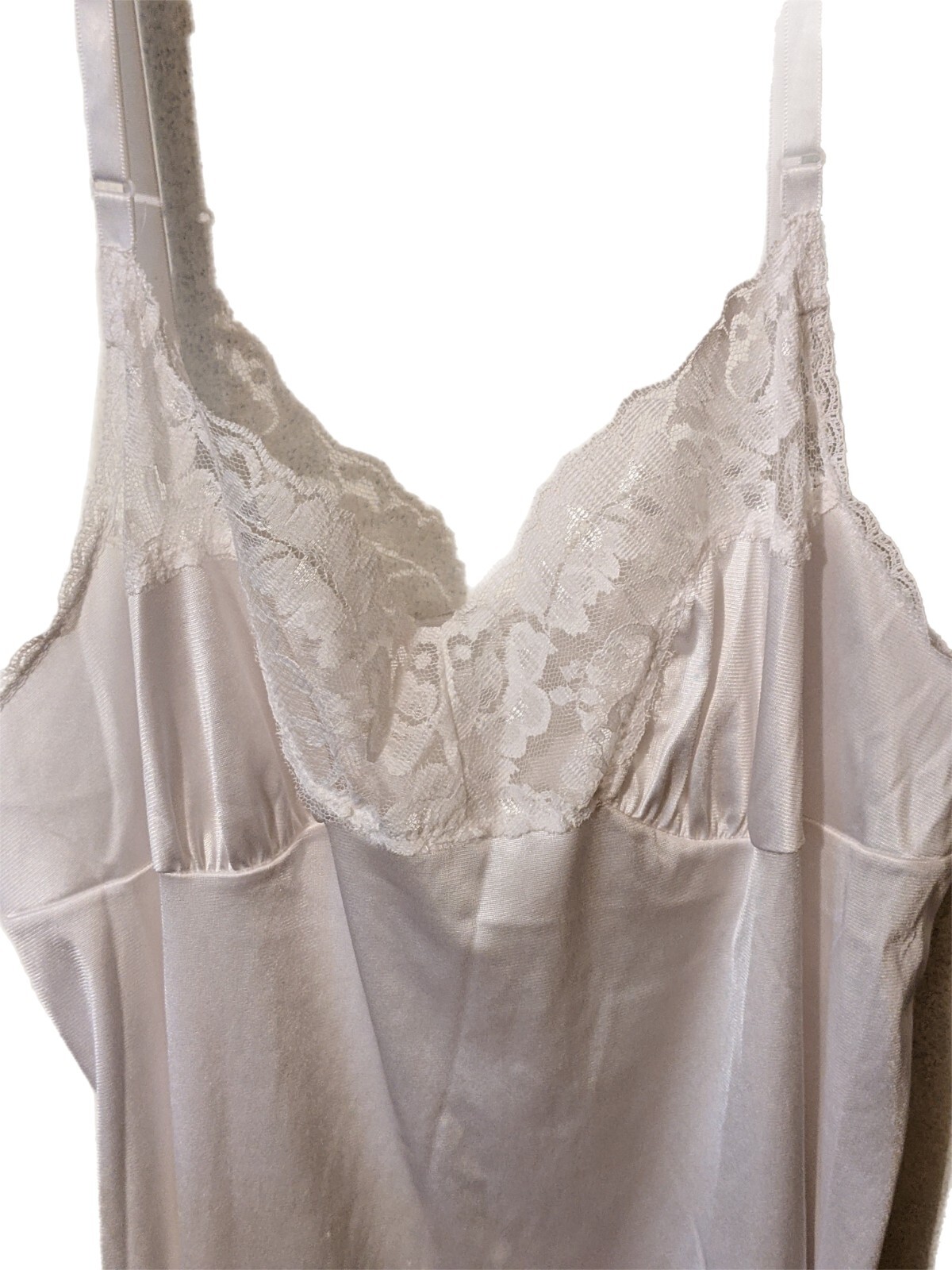 Vintage Vassarette White Nylon Slip Petticoat Size 38 24″/44 Style 10-105