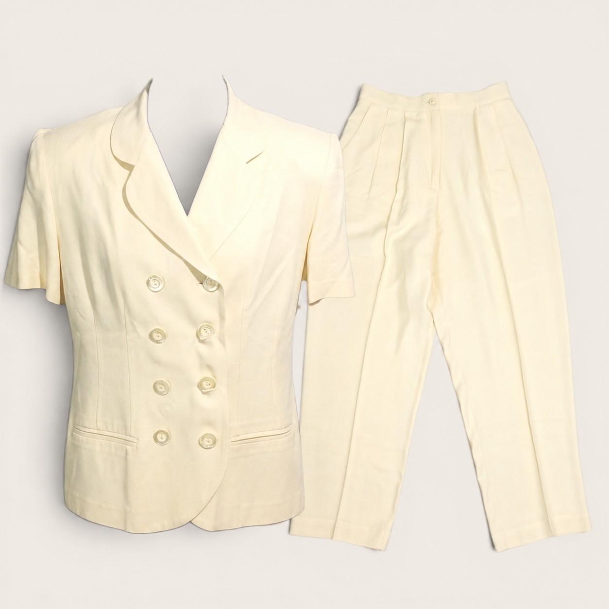Vintage 1980s Dani Max Petite Butter Yellow Short Sleeve Suit