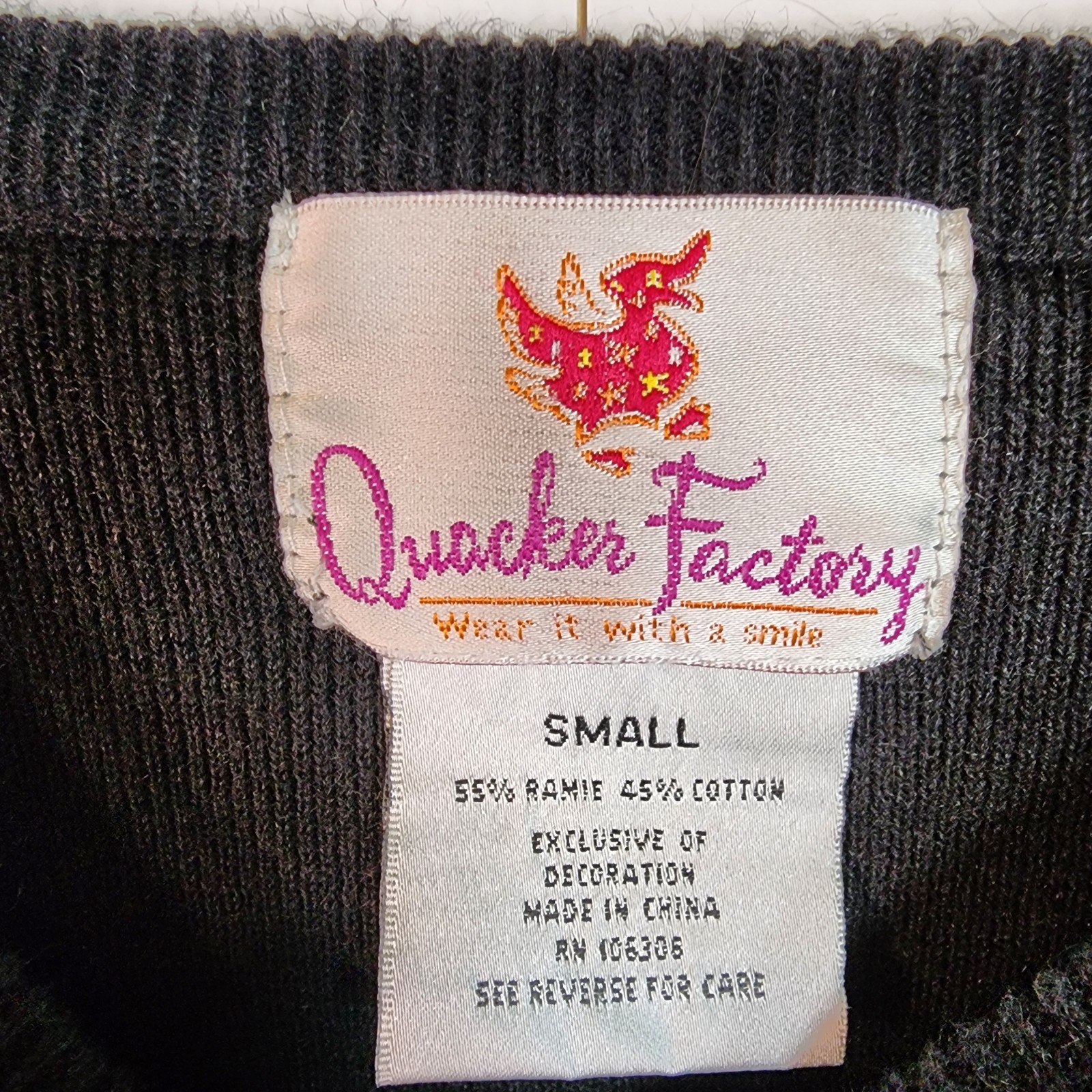VTG Quacker Factory Black Short Sleeve Knit Top Xmas Sweater Cottage Core Small