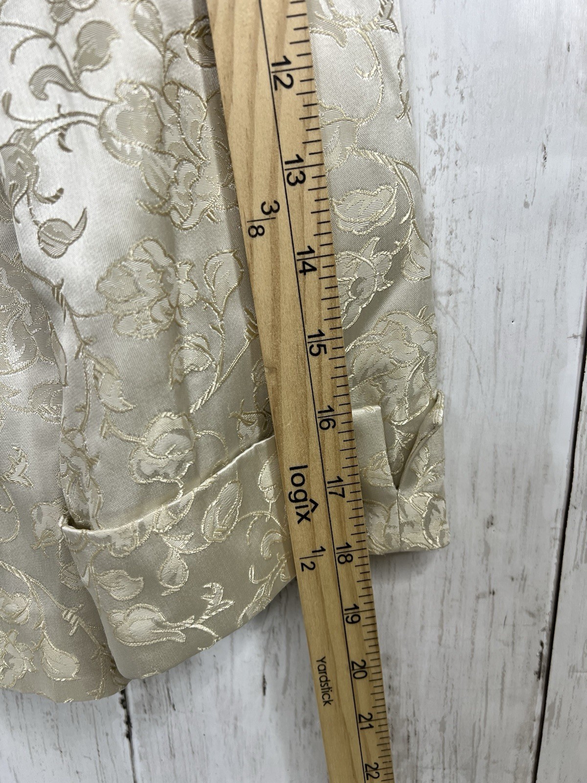 Vintage Maggy Skirt Suit Size 8 White on White Floral Pencil Skirt Wedding Party