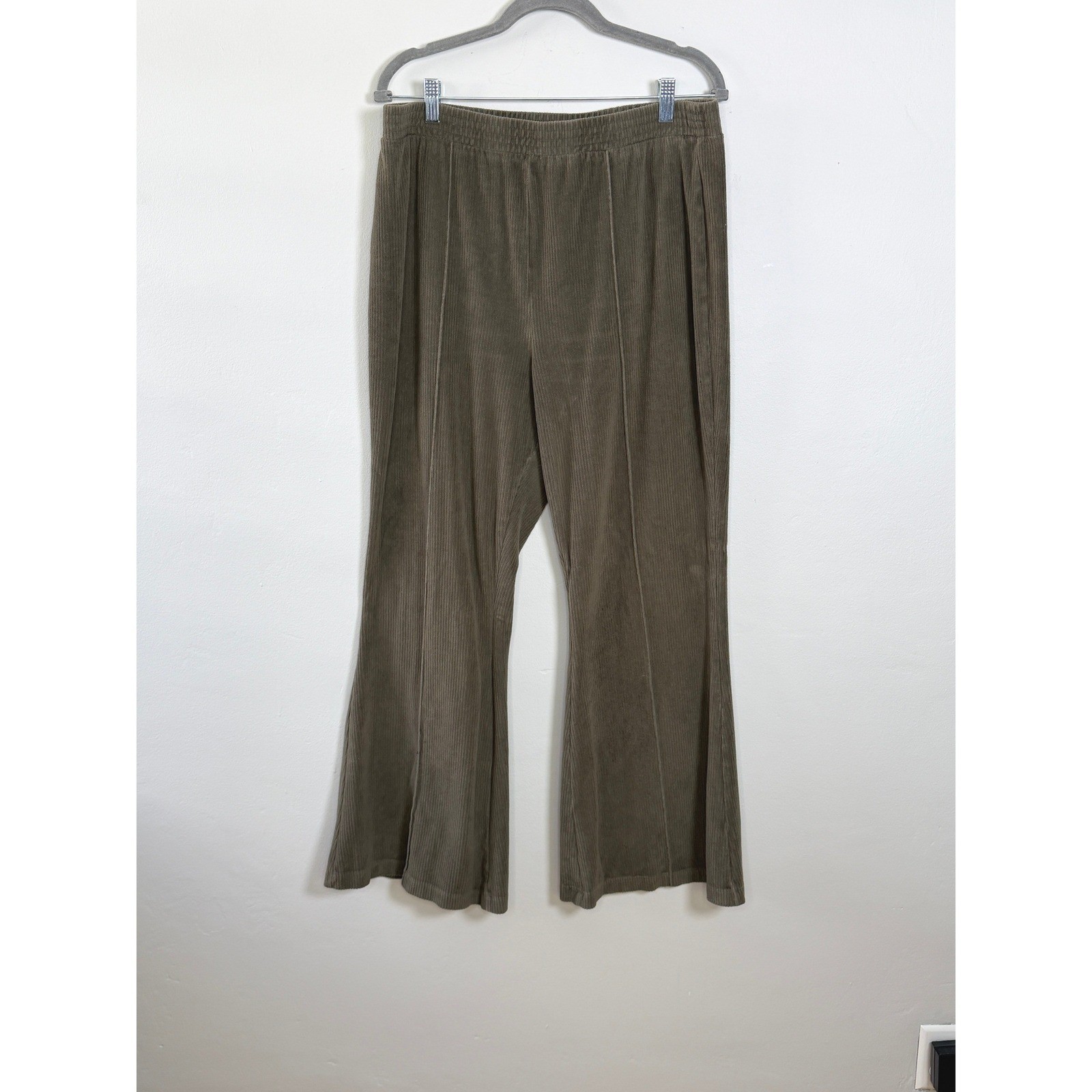 Aerie Rib Velour Flare Pants XL Olive Green Pull-On Stretch Retro Boho Groovy