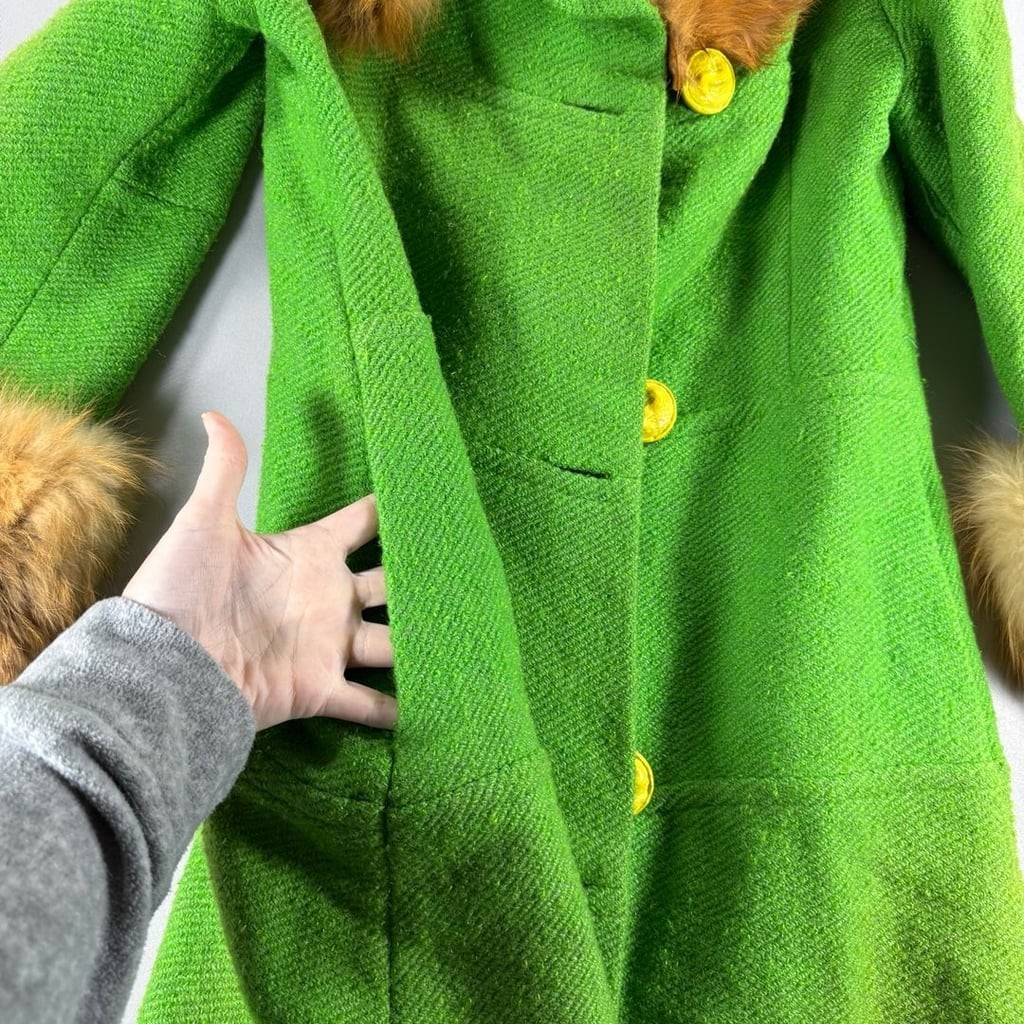 Vintage Green Wool Fur Collar Coat With Yellow Buttons