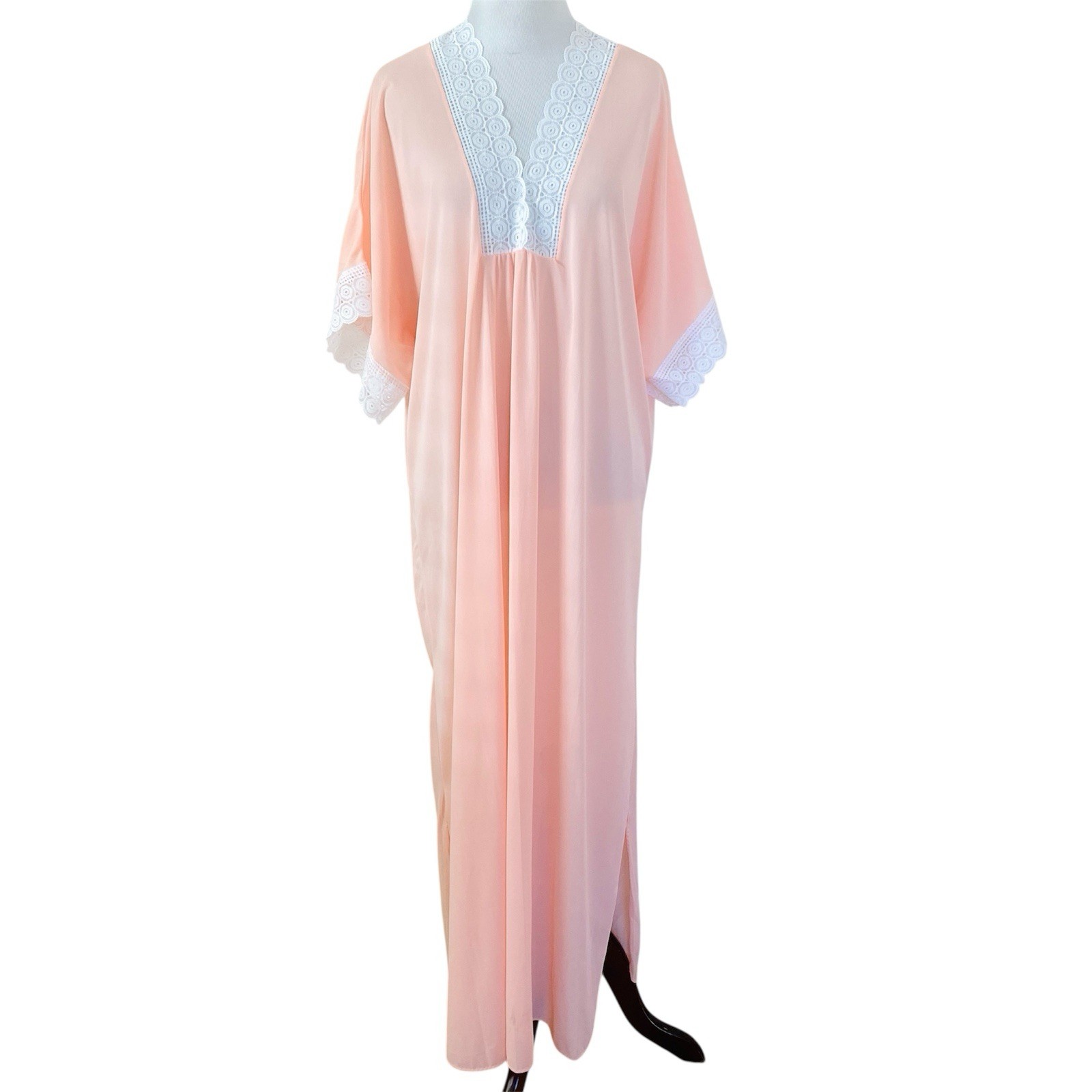 VINTAGE LACE NYLONLIGHT PINK CAFTAN GOWN MAXI DRESS NIGHTGOWNOSFA MADE IN USA