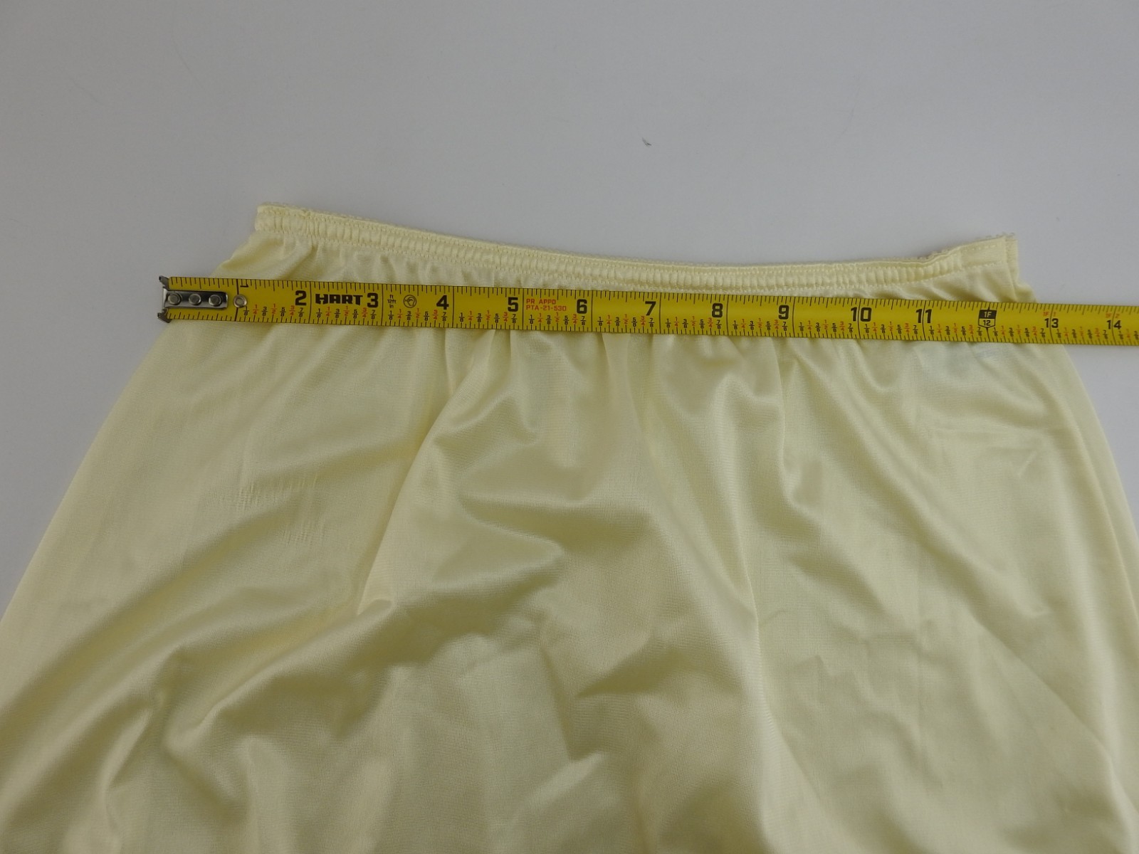 Vintage Warner’s Perfect Measure Half Slip Ivory Cream Sz M 31″ Length Lace H