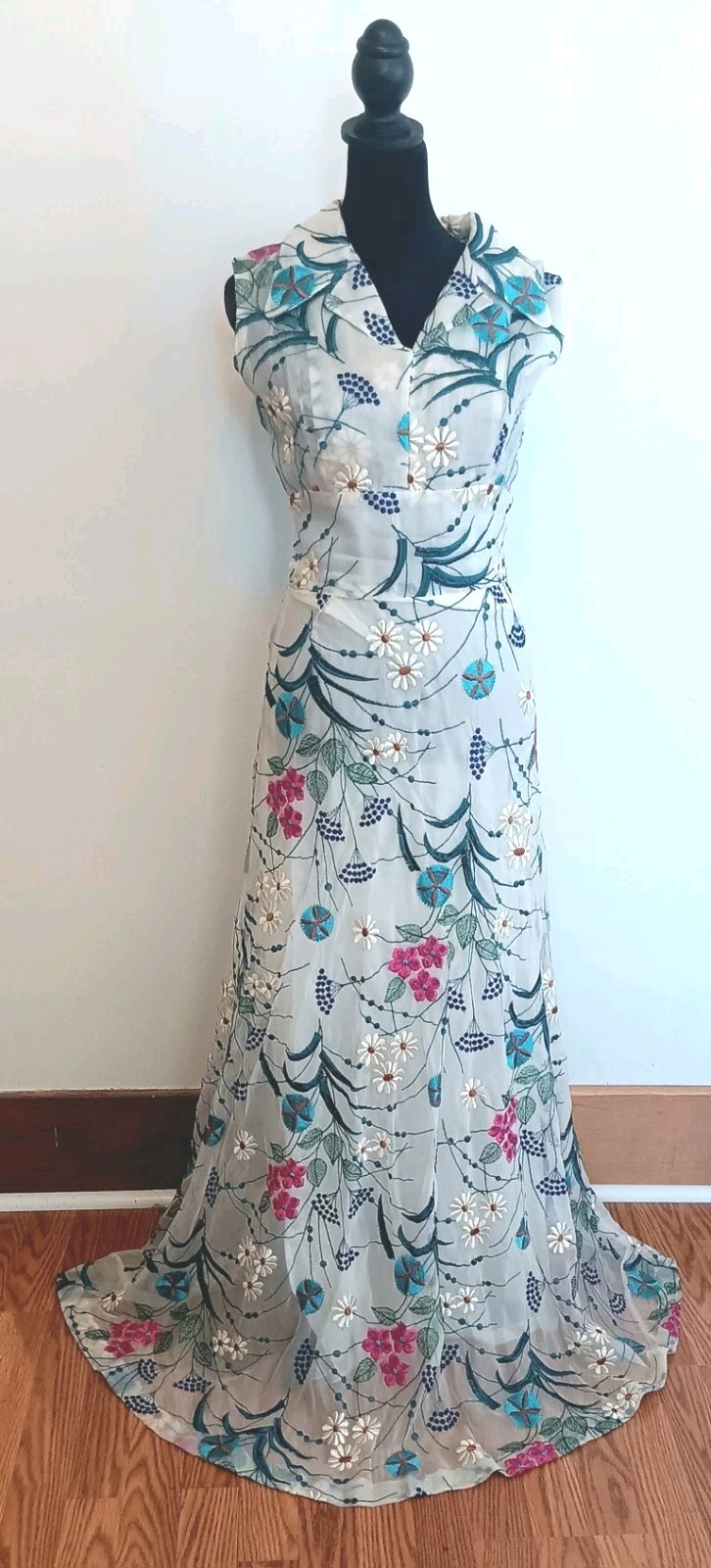 1950s Embroidered Silk Mandarin Dress Organza Floral Exceptional Vintage OOAK