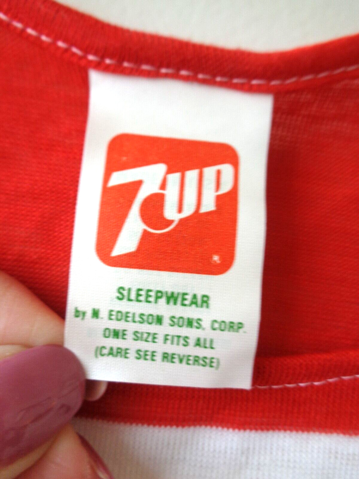 7UP DESIGN TOP SLEEPWARE RED & WHITE STRIPE NEW OLD STOCK VINTAGE/RETRO 70’s-80S