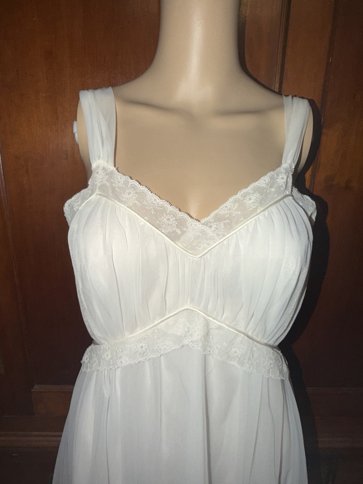 Vintage 1950’s Laros Bridal Goddess Empire Waist Peignoir Dressing Gown Robe Set