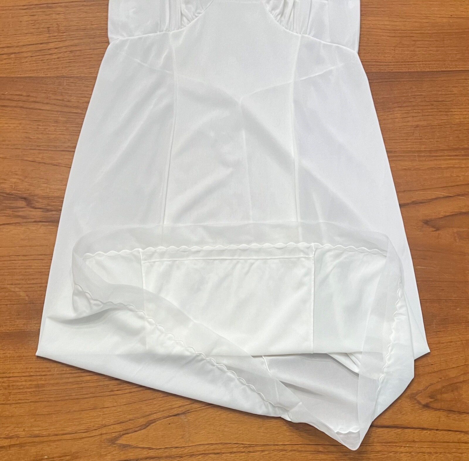 Vintage White Lingerie Femina Nylonv 70’s 80’s