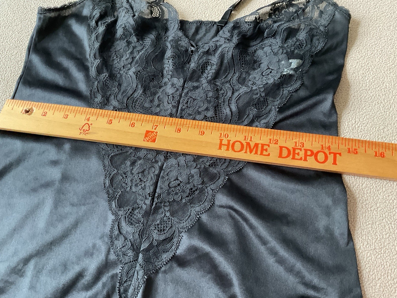 Vintage Vanity Fair Camisole Sz. 32 Black F2-27