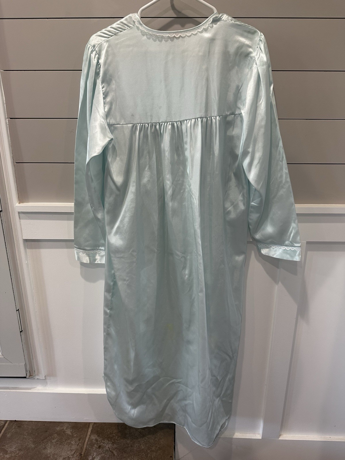 Barbizon Light Blue Satin Nightgown Pullover Long Sleeve Modest Grandmacore Smal
