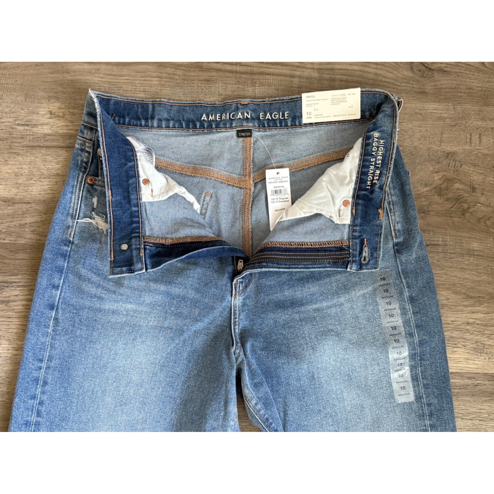 American Eagle Highest Rise Baggy Straight Jeans 10 NWT Medium Wash 90s