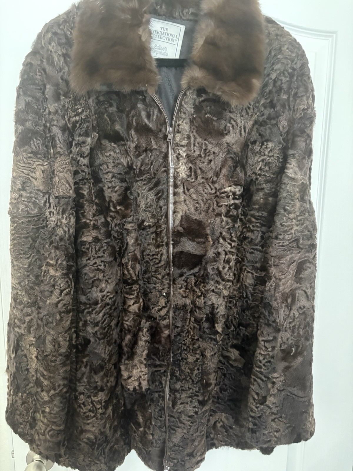 The International Collection Select Supreme Vintage Brown Fur Coat
