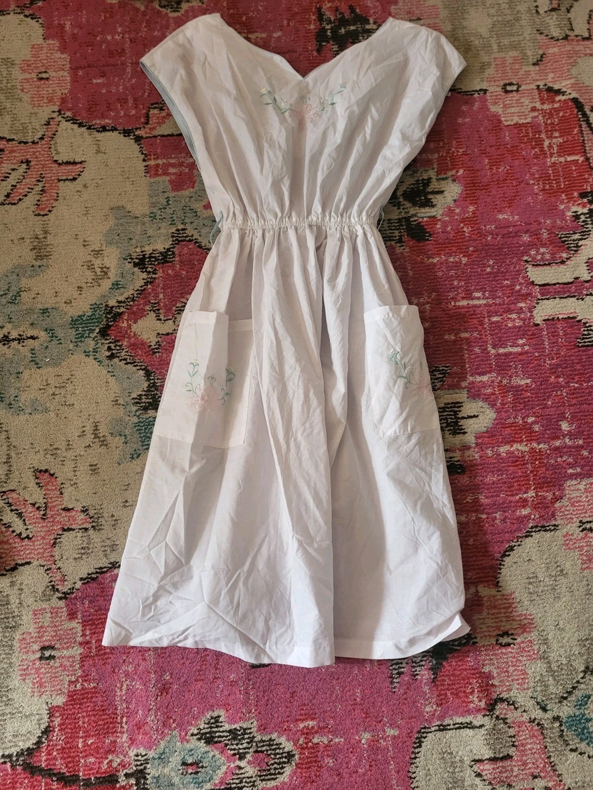Vintage womens Easter Spring summer dresss 16 modern L white floral embroidery
