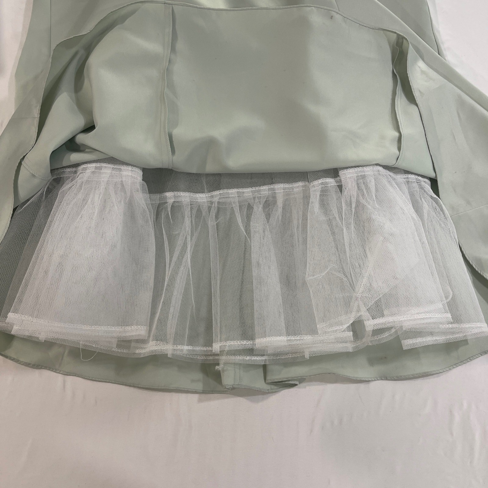 Niki Livas Vintage Sage Green Satin Formal Gown Dress Women 4 Coquette