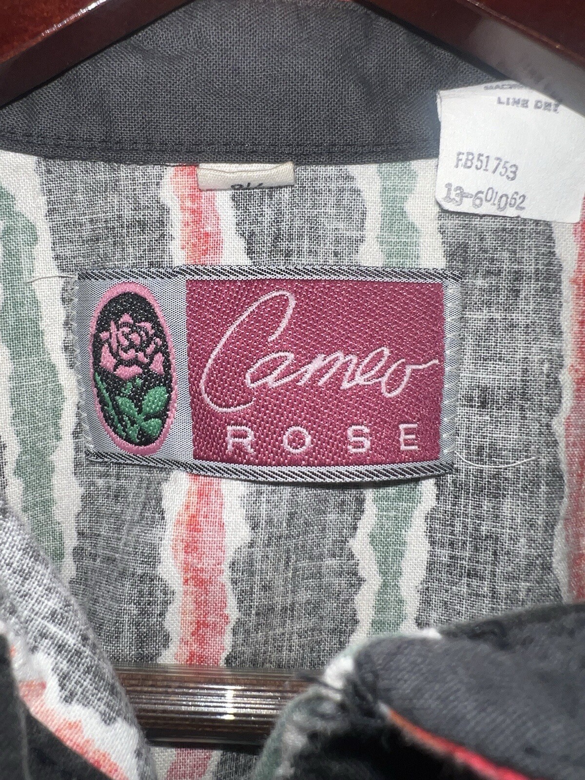 Vintage 80’s Cameo Rose Women’s Western Snap Front Shirt Jalapeños Pepper SZ 7/8