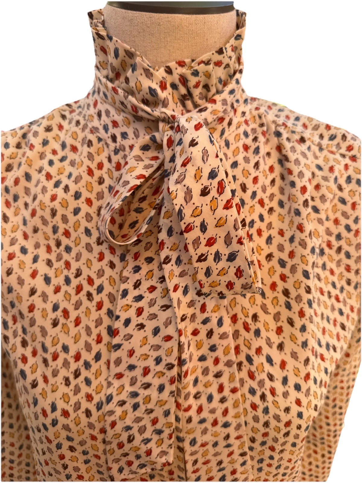 VTG 70’s Tan Autumn ’s Colors Leaf Print LS Tie Ruffle Collar Button Front SZ10