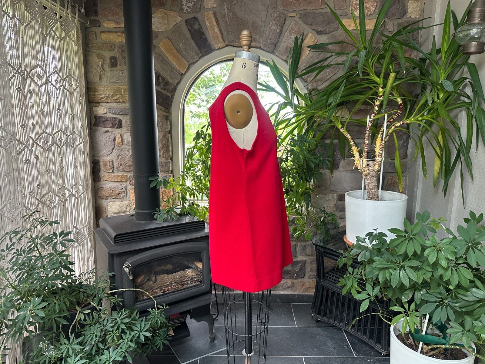 Vintage 1970s Red Heavy Knit Tank Top Queen Casuals
