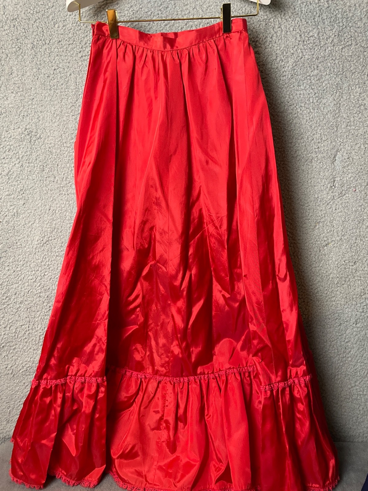 Vintage Red Taffeta Petticoat Skirt Lace Ruffle Rockabilly Square Dance Costume
