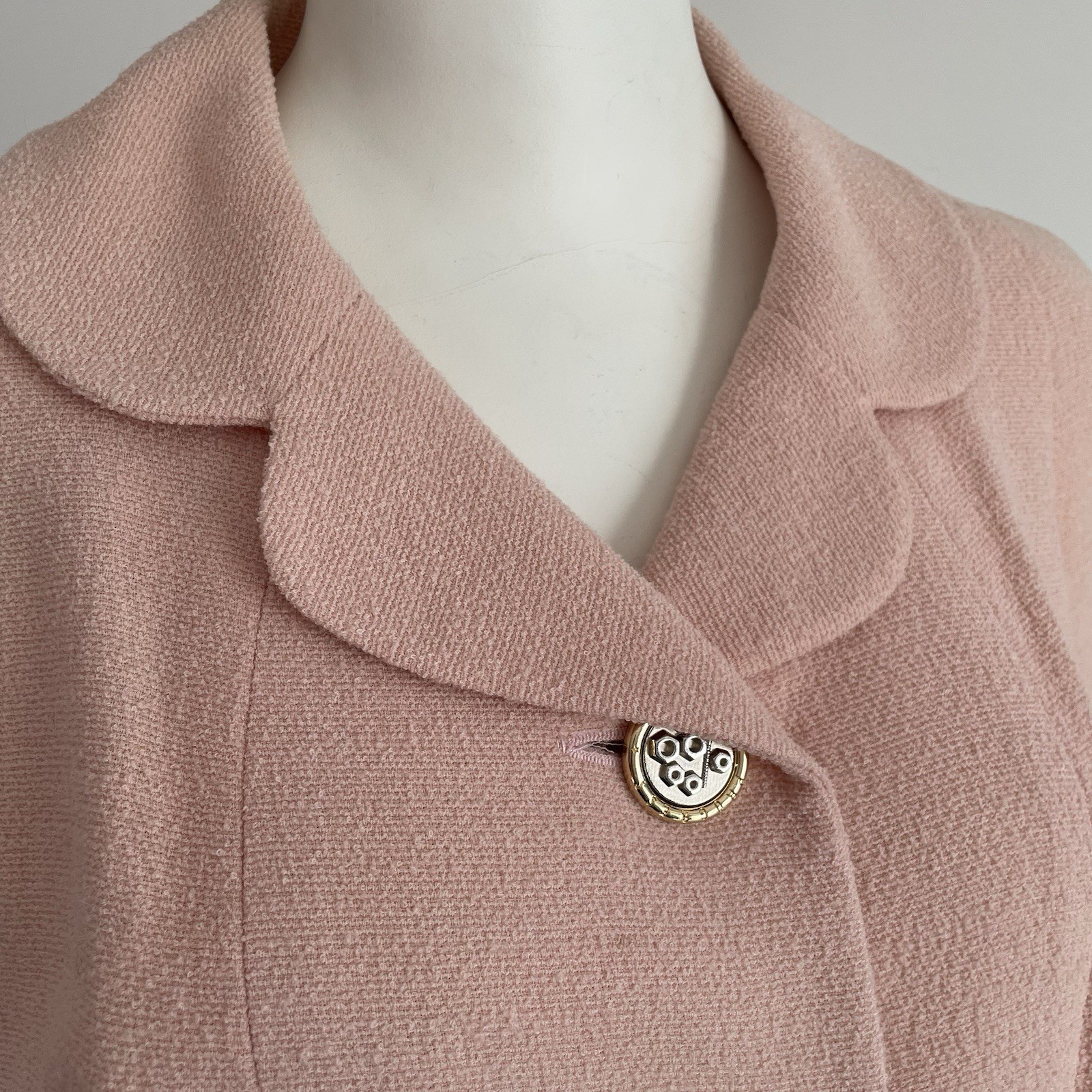 Vintage 1990s Balenciaga Pink Bouclé Jacket Blazer Sequin Gold Silver Size Large