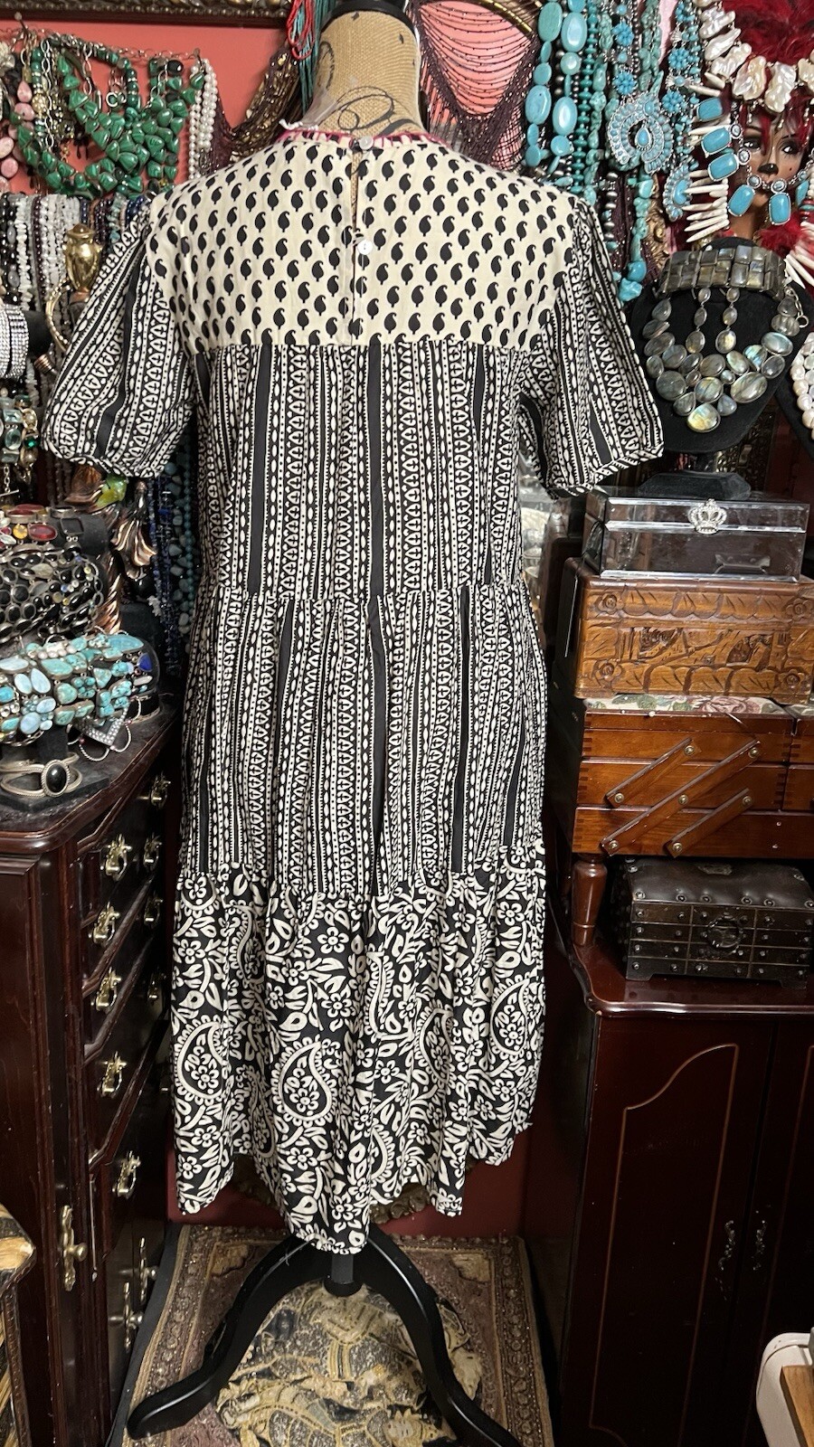 Beautiful “Sister Mary” Black And White Floral Multi Color Embroidery Oaxacan ML